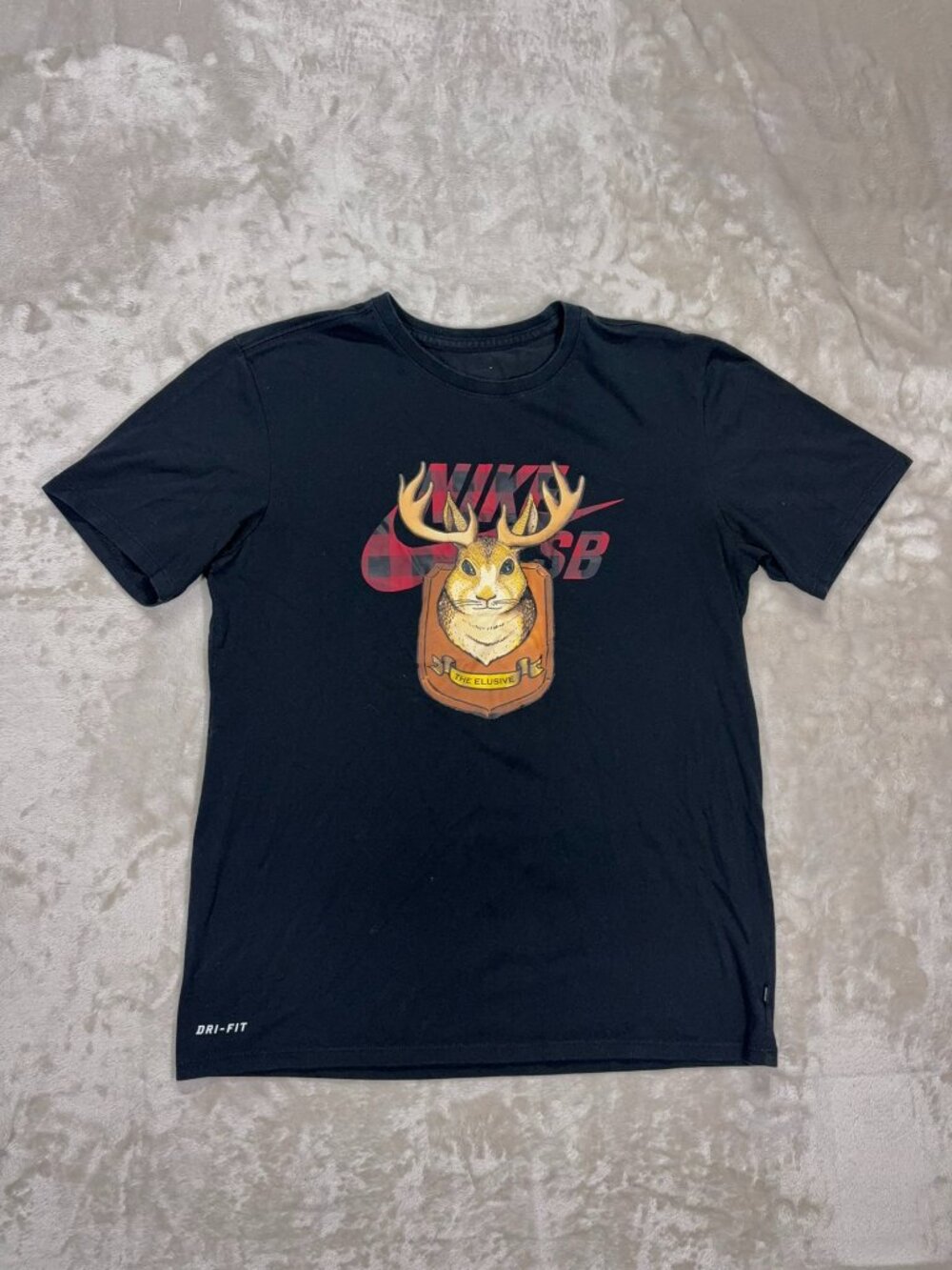 Nike SB Men's T Shirt Dri-Fit Jackalope Black - Size Medium